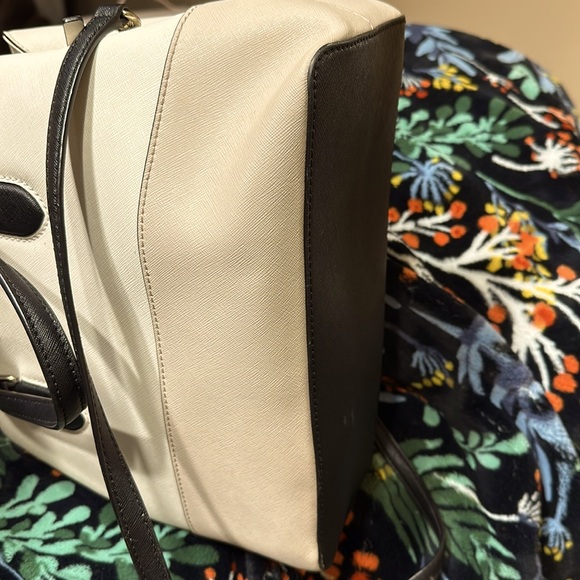 Kate Spade Satchel - Picture 4 of 5